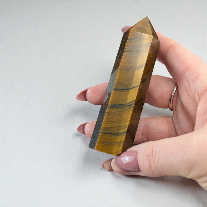 tiger’s eye is a solar plexus chakra crystal for confidence available at zen collection metaphysical store in Barrie 