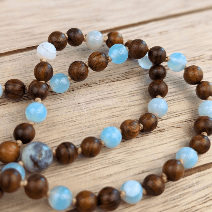 Mala en bois et agate