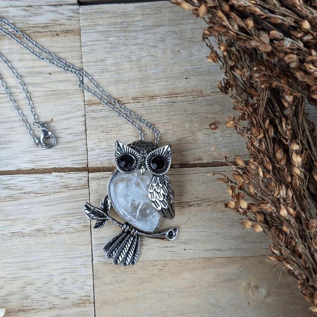Collier hibou en quartz clair