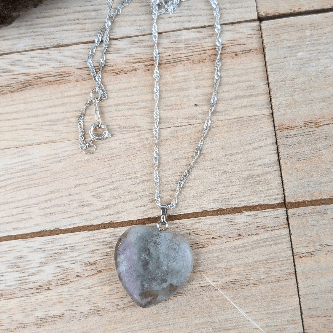 Collier coeur en fluorite