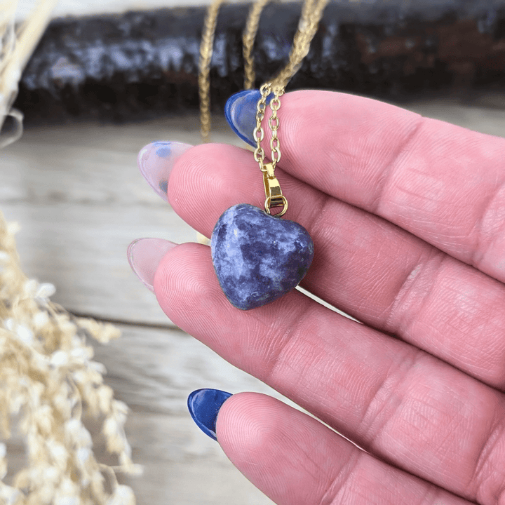 Collier coeur en lépidolite