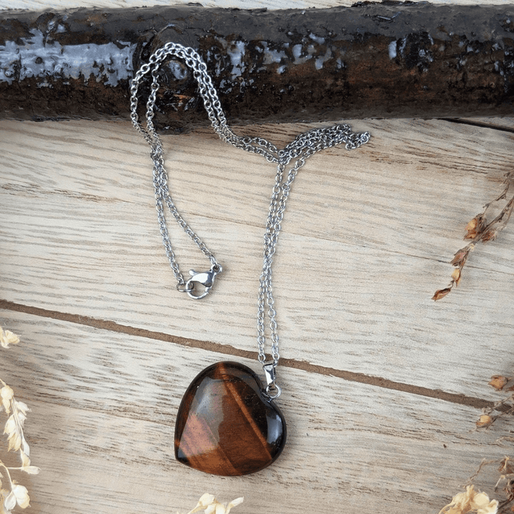 Collier Coeur Oeil de Tigre Rouge